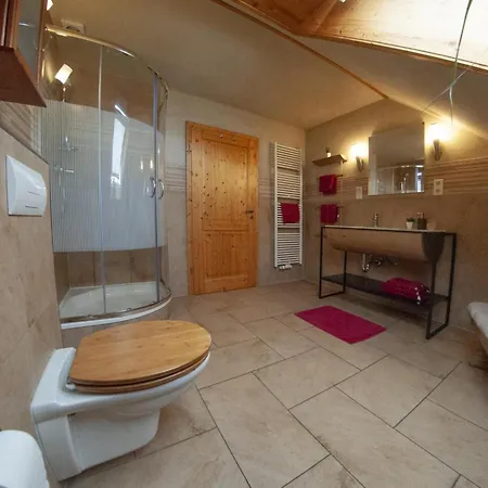 Naturstammhaus Ferienhaus Waltershausen