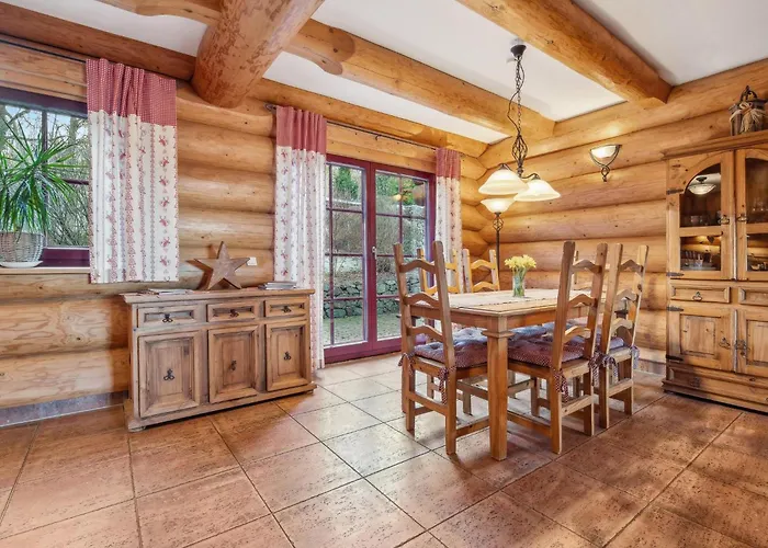 Naturstammhaus * Waltershausen