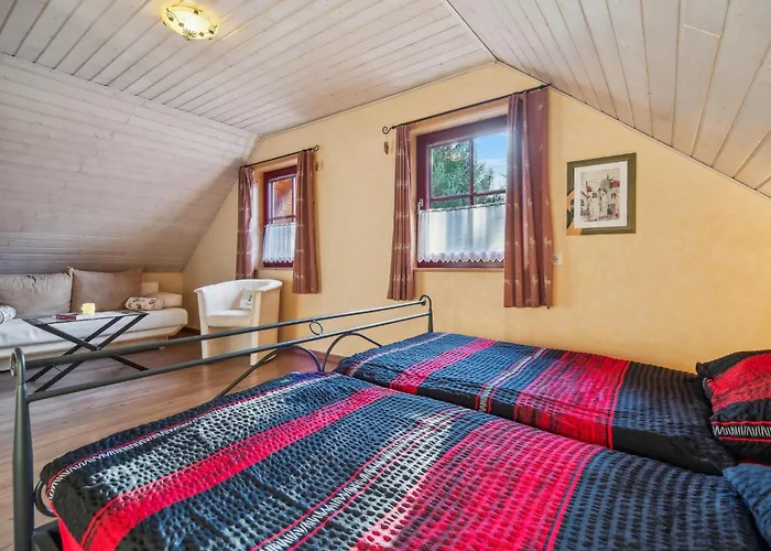 Naturstammhaus * Waltershausen